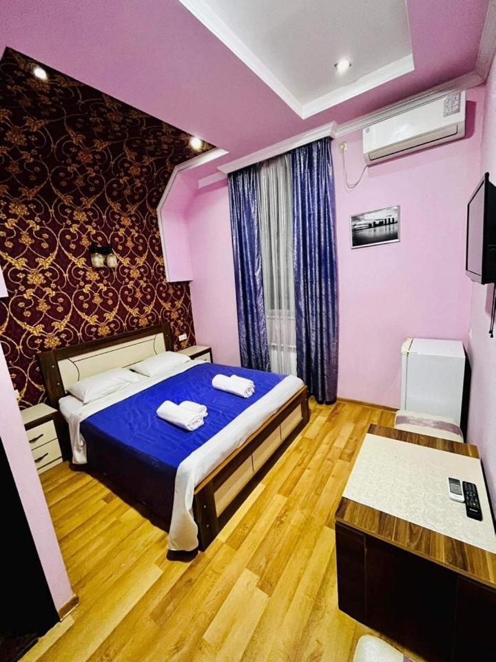 Lux Palace Hotel Koetaisi Buitenkant foto